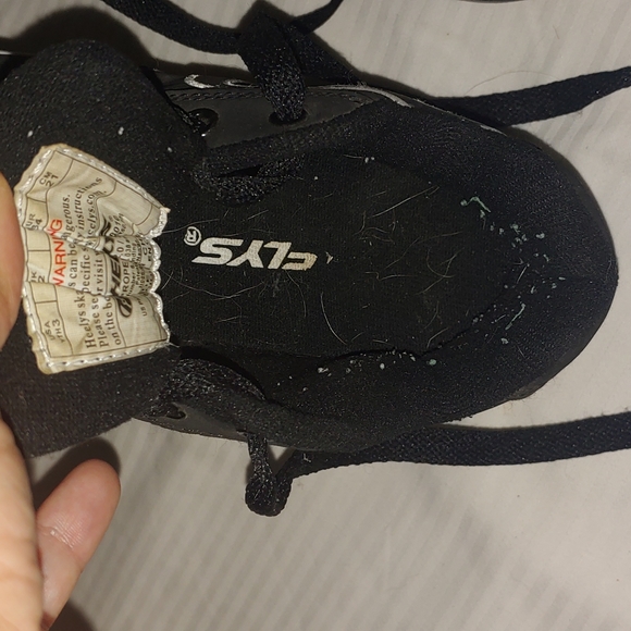 Boys black Heelys - Picture 7 of 7